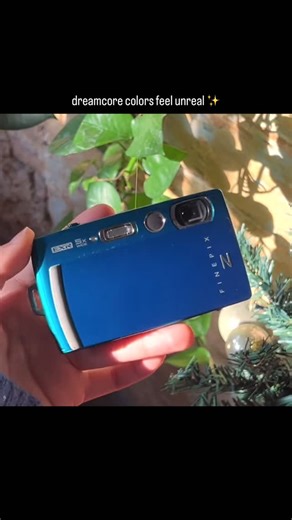 silverⅡ.auscam on Instagram: "dreamcore colors feel unreal ✨💙 soft hues, hazy light, like a dream you don’t want to wake up from 💭📸 #digicam #y2k #digitalcamera #vintage #digicamlove #photography #vintagecamera #ccd"