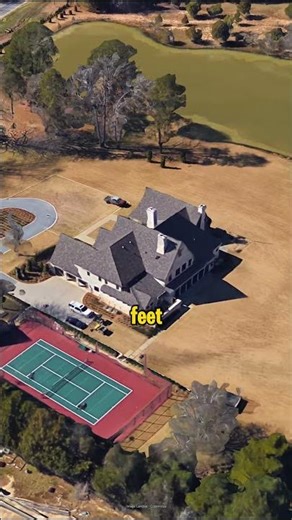 Inside Willie Robertson’s $1.9M Southern Estate