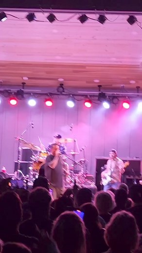 Good time! Uncle Kracker SOLD OUT: Uncle Kracker Live at STIX | Ludington, MI | Chris Roberts
