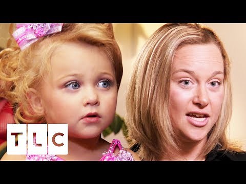 "Football Is More Child Abuse Than Pageants!" | Toddlers & Tiaras
