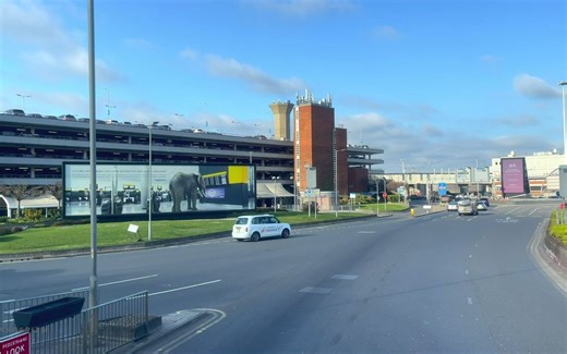 【1080P高清-英国】伦敦双层巴士X140，从希思罗机场中央汽车站到哈罗汽车站