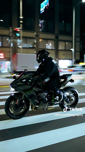 Kawasaki H2: The Ultimate Motorcycle Experience in Japan