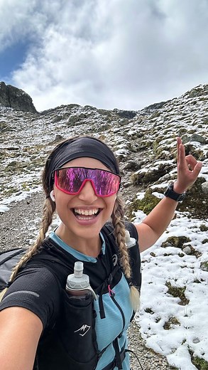 Dr. Elena Lopez 🇨🇭 Sports Doctor & Ultrarunner | No, we don’t miss running by 32C 🥵 . . .#trailrunningmemes #runningirl #autumncolors #fallrun #zermatt #swissalps #swissgirl... | Instagram