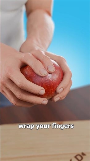 How To Split An Apple With Your Bare Hands 😮#shorts