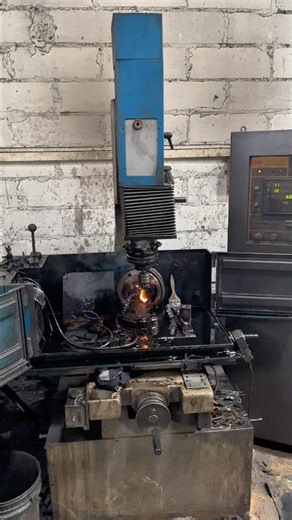 Post-Spark Perfection. ⚡️🔥 See the mold detail.