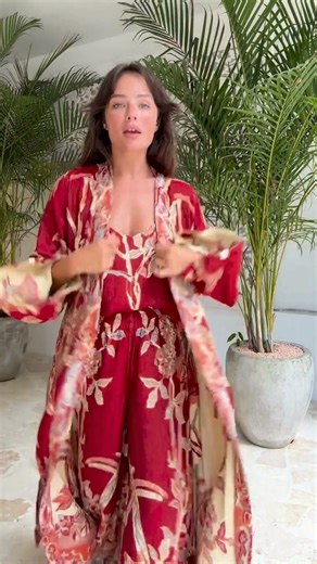 Wrap yourself in comfort and elegance with our River of Roses Maxi Kaftan. Lovingly handcrafted from silky-soft lyocell, it’s fully reversible, tailored to you, and made for the season. Make it yours today. | Brahmaki