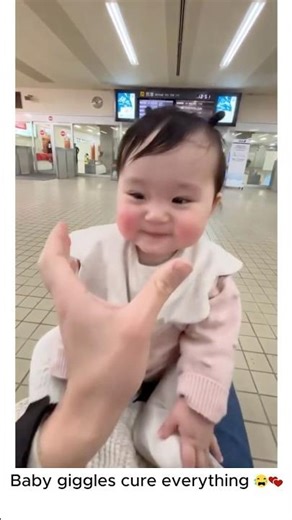 These Cute Baby Giggles Will Melt Your Heart #cutebaby