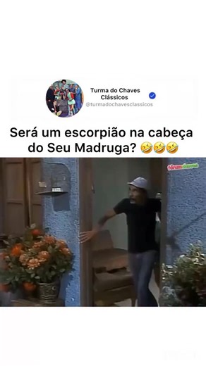 Turma Do Chaves Clássicos on Instagram: "Aqui vão 5 curiosidades sobre o Seu Madruga: 1️⃣ 🧔 Nome verdadeiro pouco conhecido O nome completo do Seu Madruga é Ramón Valdés, e ele foi um dos atores mais queridos do elenco. 2️⃣ 💸 Nunca pagou os 14 meses de aluguel A dívida com o Senhor Barriga virou uma das piadas mais clássicas da série 😂 3️⃣ 👨‍👧 Pai dedicado na vida real Ramón Valdés era pai de 10 filhos e era conhecido por ser muito carinhoso fora das câmeras. 4️⃣ ❤️ Saiu do Chaves por amiza