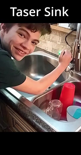 Taser Sink Experiment with Arduino and Robotics