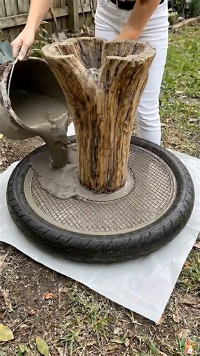 I Made a Cheap Table That Looks Like a $1000 Designer Piece! #diy #garden