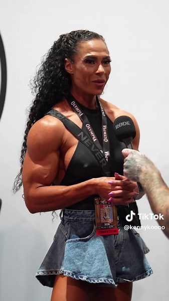 Female Bodybuilder Wins Figure Division Back to Back