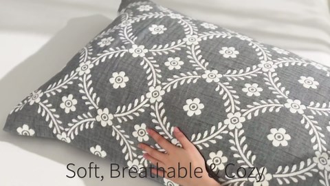 Wooden Train Set Deluxe 52 Pcs with Storage Gift Box Tunnel 9 Layouts Magnetic Trains STEM Montessori Toys Playset for Grandkids Toddler Boys Girls Kids 3+ compatible with Thomas Brio Melissa and Doug