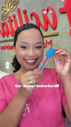 LOJA FACILITA | MAQUIAGEM•BOLSAS•ACESSÓRIOS on Instagram: "Batons que vão durar muuuuito nos seus lábios! 😍🔥 Batom matte Fenzza - cor Wishing Batom matte Catharine Hill - cor Atena Batom matte Latinka - N 19 Batom matte Vizzela - cor Golden Batom vinil Bruna Tavares - cor Diana #saoraimundononato #sãoraimundononato #make"