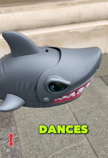 This drifting shark is sure to make kids scream with delight!！#Remote-Controlled Shark Toy#Electronic Pet#Christmas Gift#Megalodon#Birthday Present