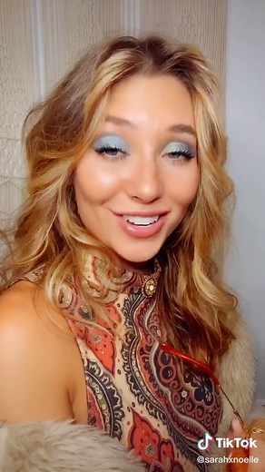 Backstage Encounter with 70s Groupie | Almost Famous Experience
