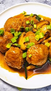 😍Wuxi's Top Ten Famous Dishes|, featuring the unique "Sweet and Salty" Xibang Cuisine that will surely whet the appetite!🍛🍖🥙 #Wuxi #food #cuisine #rice #meatball #fish #shrimp #crab #SauceRibs | Amazing China