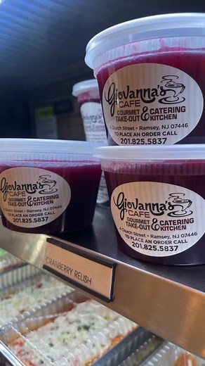 Stop by our Grab & Go for all your Thanksgiving essentials ~ ✨ cranberry sauce ✨ mini loaves (gluten free options) ✨ quiche to make your mornings easier …and of course, our famous turkey gravy (with a gluten-free option!) GRAB & GO ~ TUE-THU 8AM-5:00PM; FRI 8AM-4PM SAT-SUN 8AM-3PM | Giovanna's Cafe