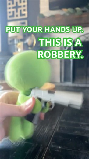 “Bank Robbing” (ALAN BECKER PLUSH PARODY) Original audio by ‪@raxdflipnote‬