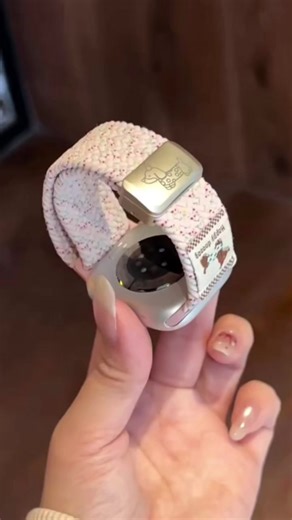 Smartwatch Delivery Available Worldwide