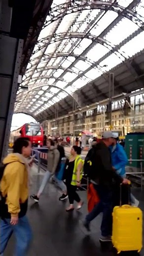 Frankfurt Hauptbahnhof : ein gigantischer #Knotenpunkt