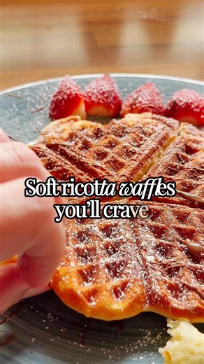 Soft & Fluffy Ricotta Waffles – Easy Breakfast Recipe