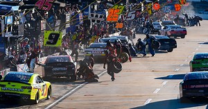 Safety truck blocks exit to pit road, almost causes Xfinity Series field to wreck at Martinsville