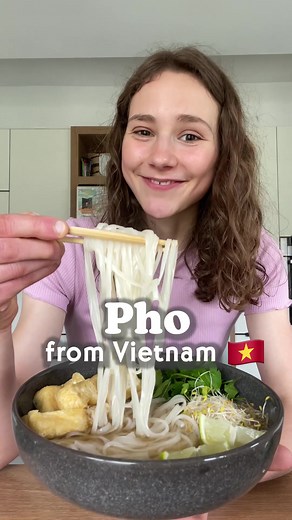First Time Making Pho - Vegan Recipe Review