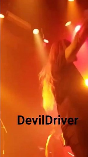 DevilDriver Performing Sail