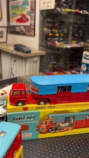 10K views · 325 reactions | Il circo Chipperfield della Corgi Toys scala 1:43 | Tiny cars | Facebook