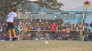 ⭐ TIEBREAKER SHOOTOUT – Best SAVED Moment! ⭐ SK BABAI Burdwan বর্ধমান ১ দিবসীয় দিবারাত্রী আকর্ষণীয় ফুটবল টুর্নামেন্ট ২০২৫ --- 👑 Team Soyel XI vs Papiya enterprise Canning Football – Atikul Gayen ❤️ --- 📅 তারিখ: ২৯শে নভেম্বর ২০২৫, শনিবার ⏰ সময়: দুপুর ২টা হইতে 📍 স্থান: শ্যামসুন্দর কলেজ ফুটবল ময়দান --- 🏆 সেখ আইনুল হক স্মৃতি কাপ – ২০২৫ 🎯 পরিচালনায়: ২০ শ্যামসুন্দর কলেজ তৃণমূল ছাত্র পরিষদ --- 🔥 একদিনের জমজমাট দিবারাত্রী ফুটবল উৎসব! দর্শকদের জন্য থাকবে— ⚡ উত্তেজনা ⚡ প্রতিদ্বন্দ্বিতা ⚡ দুর্দান্ত 