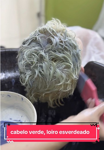 Como Deixar Seu Cabelo Verde com Azul: Dicas e Truques