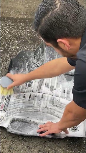 How To Deep Clean & Restore Rubber and Vinyl Floor Mats