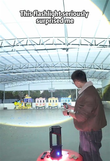 Amazing Flashlight that Can Start a Fire