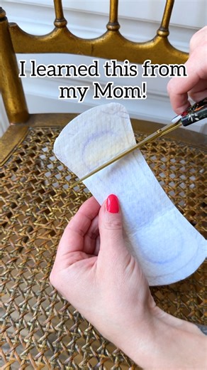 Smart tip for new shoes! When breaking in new stiff shoes I use pads to easily cushion the heels to avoid getting blisters! #shoeslover #fashiontips #shoes #fblifestyle This original video was produced by Network Media, LLC and Jeff & Lauren Productions. | Home Hacks & Easy Snacks