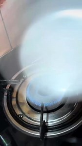 Chai candle #reelsvideoシ #candlemaking #chacandle #viral #gifts #candles #viralreels #scentedcandles #teatime #DM | 𝙇𝙤𝙬𝙡𝙞𝙜𝙝𝙩 𝙡𝙪𝙭𝙪𝙧𝙮