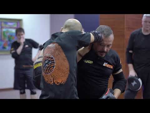 Ground and standing in Keysi Fighting Method