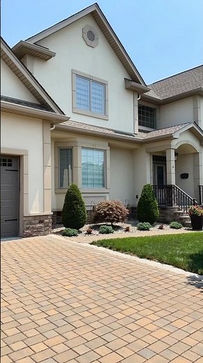 Exterior Design - Stucco Home