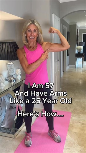 5.2M views · 30K reactions | Here’s how I keep my arms looking toned and ‘young’!! Start with some light weights and then increase the weight as you become stronger and more confident with the moves. I also combine my workouts with a high protein diet and have stopped eating all processed food and sugar.  | Petra Genco | Facebook