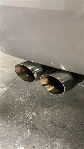 1.3K views | Bring dull, oxidized metal back to life—micro-abrasives cut through stains & tarnish for a mirror-like shine that lasts. | Chemical Guys | Facebook