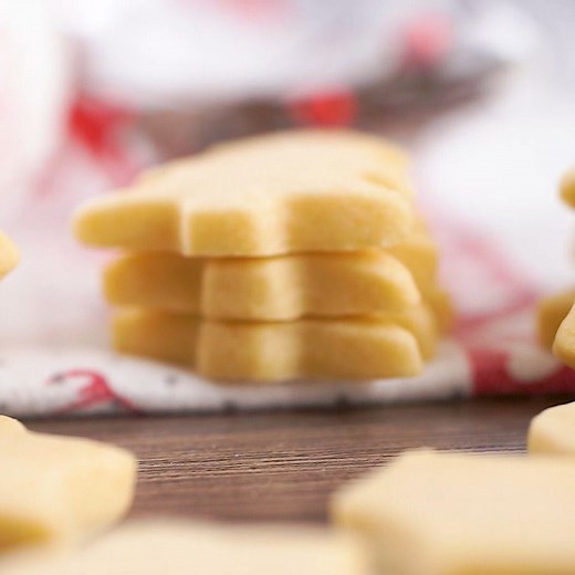 Melt in your mouth 3 Ingredient Shortbread Cookies, are made with flour, butter and sugar. That's it! GET THE RECIPE HERE: https://anitalianinmykitchen.com/3-ingredient-shortbread-cookies/ | An Italian in my kitchen
