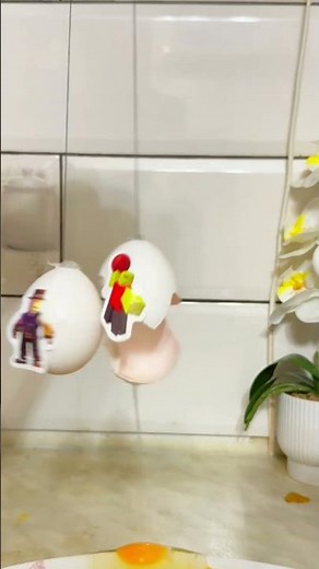 Rich man vs Baller Face Egg Battle #roblox #foryou #robloxshorts #kids #noob