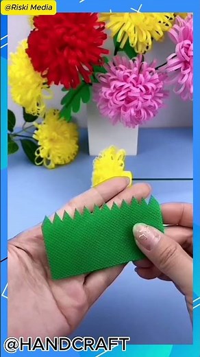 Beautiful Paper Flower Handcraft / Cara Membuat Bunga dari Kertas