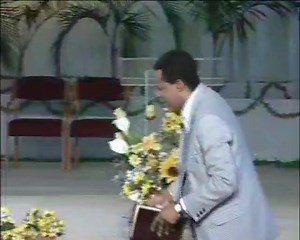 39K views · 2.9K reactions | Powerful Sermon *HURRAY ITS THE BIGGEST SINGLE MEETING EVER WITH PASTOR CHRIS*, What are you waiting for kindly register today, https://kingsforms.online/newyearevewithpastorchris God Bless You.. | MEDIA Activist4Christ | Facebook