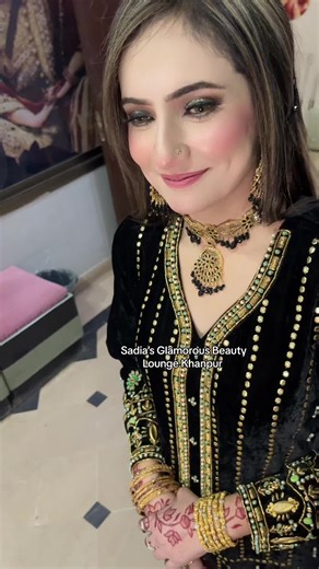 #wedding #makeup #reception #sadiasglamorousbeauty #wedding #weddingtiktok #weddingdress #weddingday #bride #fyp #fypシ #foryoupage #CapCut #trending #viral #viraltiktok #model #mehndi #1millionaudition #CapCutVelocity #glassskin #latest #viralsong #pti