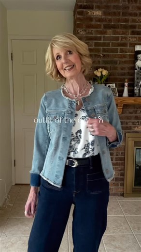 Candace Leslie Cima on Instagram: "What I am wearing had its origins in the 1940’s. Do you know which piece of this outfit I am talking about? The Jeans Jacket! Out of curiosity I asked AI how many styles of Jeans Jackets have been popular since then and it listed nine distinct styles. I actually thought it would be more. Well this is the newest reiteration called the “Collarless Jeans Jacket”. This is a softer more feminine look than some of the others. The two shades with the darker accent on 