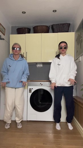Brookie and Jessie Laundry Routine with Samsung Washing Machine Dance
