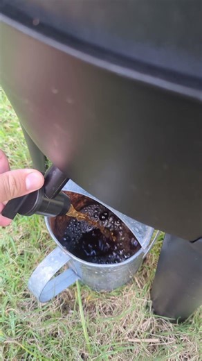 Worm Farms Make Tea For Your Garden #prepping #gardening #gardeningtips