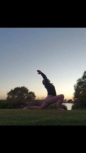 This week, we continue our pancha bhūta with jala, water element. . Organ: tongue Sense: taste Chakra Swadisthana Colour: orange Direction: West Imbalanced: dehydration, emotional instability. Sankalpa: I flow. . . Here's my little practice of jala namaskar by the estuary at dawn, before our monday early morning class, sped x2. Complete with bakasana flop. My minion giggle cracks me up. . . . . #cinnamonyogadlc #cinnamonyoga #panchabhūta #5elements #jala #water #Iflow | Cinnamon Yoga