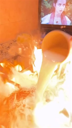 Joshua Weissman on Instagram: "Hey so this is not a good idea"