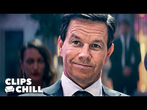 Nate Distracts the Guards While Sully Steals the Cross | Uncharted (Tom Holland, Mark Wahlberg)